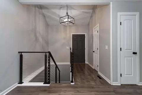 Entry Way - 2233 S Newton Ave, Springfield, MO 65807 photo 2 of 2