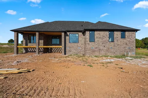 Exterior - 1632 Wonderview, Springfield, MO 65802 photo 3 of 4