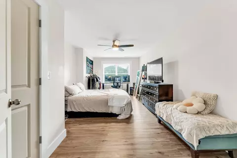 Bedroom - 175 Sunrise Villa Dr, Branson, MO 65616 photo 6 of 6
