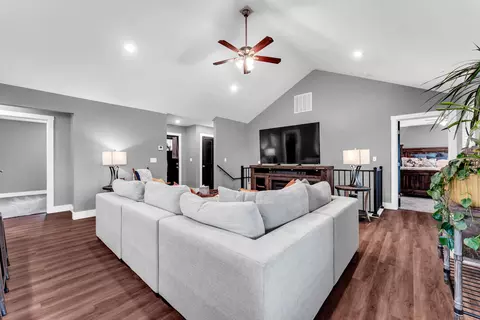Living - 175 Sunrise Villa Dr, Branson, MO 65616 photo 3 of 3