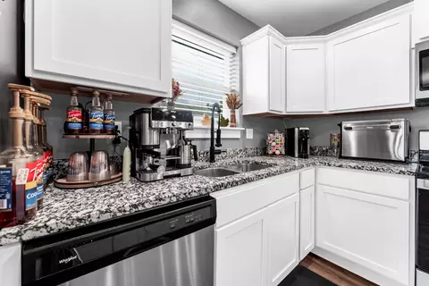 Kitchen - 175 Sunrise Villa Dr, Branson, MO 65616 photo 3 of 3