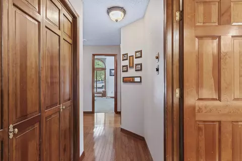 Entry Way - 4715 S Connor Ave, Springfield, MO 65804 photo 6 of 6