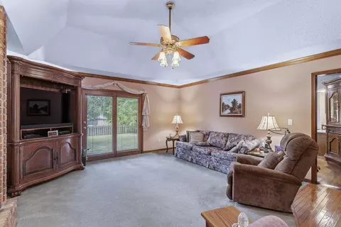 Living - 4715 S Connor Ave, Springfield, MO 65804 photo 2 of 5