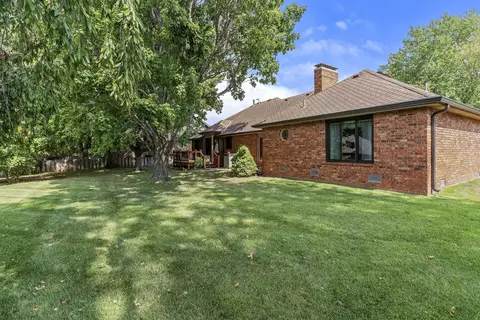Exterior - 4715 S Connor Ave, Springfield, MO 65804 photo 7 of 9