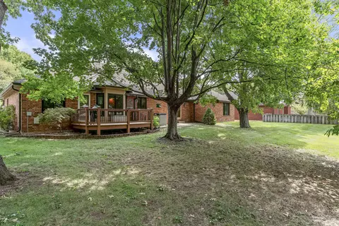 Exterior - 4715 S Connor Ave, Springfield, MO 65804 photo 5 of 9