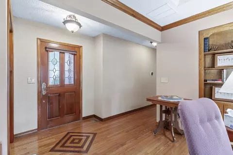Entry Way - 4715 S Connor Ave, Springfield, MO 65804 photo 1 of 6