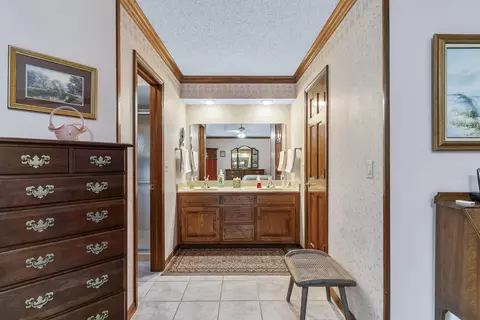 Entry Way - 4715 S Connor Ave, Springfield, MO 65804 photo 5 of 6