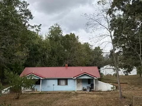4 Arthur Trl, Louisburg, MO 65685