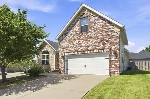 Exterior - 661 N Greer Ave, Nixa, MO 65714 photo 2 of 6