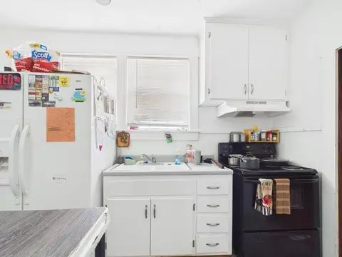 Kitchen - 824 W Main St, Cabool, MO 65689 photo 1 of 2