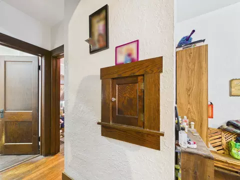 Entry Way - 824 W Main St, Cabool, MO 65689 photo 4 of 6