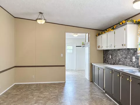 Kitchen - 143 Ella St, Verona, MO 65769 photo 5 of 5