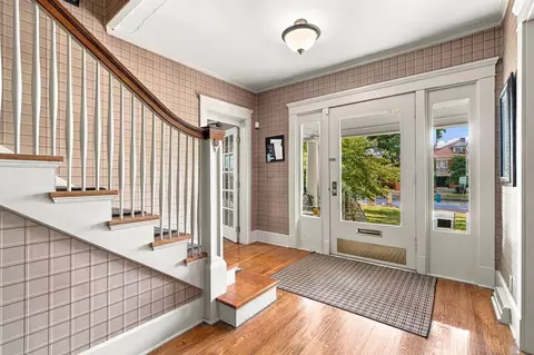 Entry Way - 1201 E Walnut St, Springfield, MO 65802 photo 1 of 4