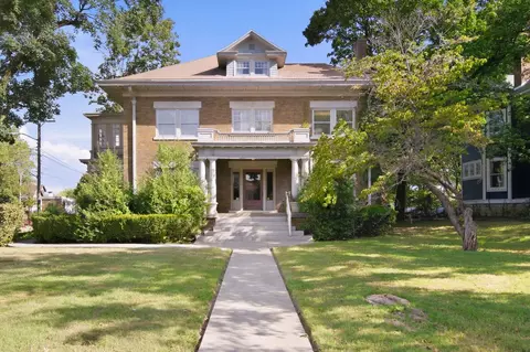 Exterior - 1201 E Walnut St, Springfield, MO 65802 photo 2 of 11