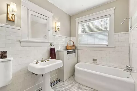 Bath - 1201 E Walnut St, Springfield, MO 65802 photo 2 of 6