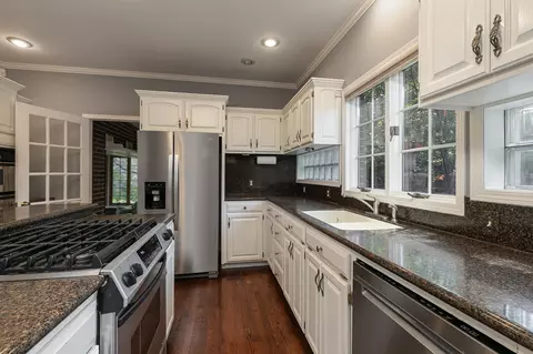 Kitchen - 3850 E Country Place Pl, Springfield, MO 65809 photo 1 of 5