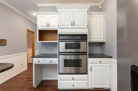 Kitchen - 3850 E Country Place Pl, Springfield, MO 65809 photo 5 of 5