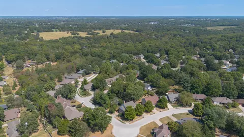 View/Area - 3850 E Country Place Pl, Springfield, MO 65809 photo 3 of 10
