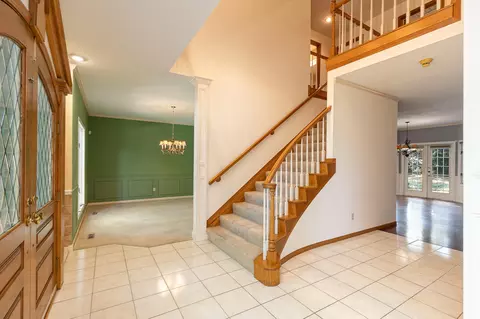 Entry Way - 3850 E Country Place Pl, Springfield, MO 65809 photo 5 of 13