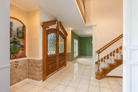 Entry Way - 3850 E Country Place Pl, Springfield, MO 65809 photo 2 of 13