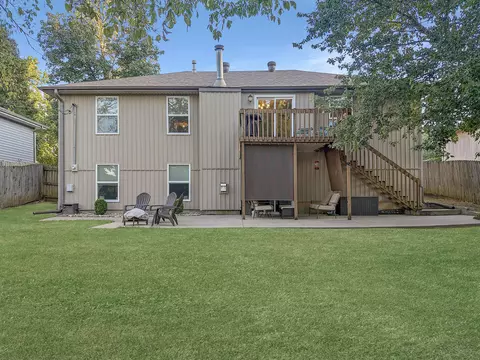 Exterior - 1185 W Grayrock Dr, Springfield, MO 65810 photo 2 of 4