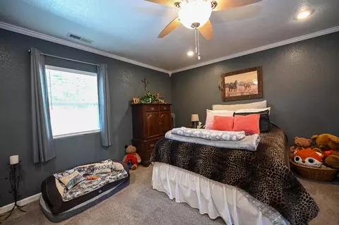 Bedroom - 15562 E Kaw Rapids Rd, Nevada, MO 64772 photo 3 of 5