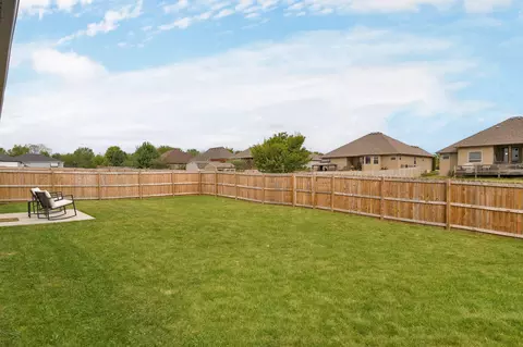 Exterior - 3363 W Mccanse St, Springfield, MO 65803 photo 4 of 8