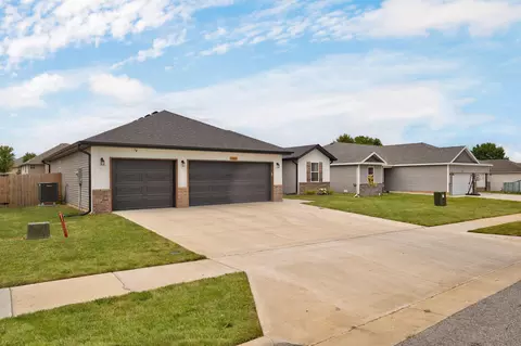 Other - 3363 W Mccanse St, Springfield, MO 65803 photo 1 of 8