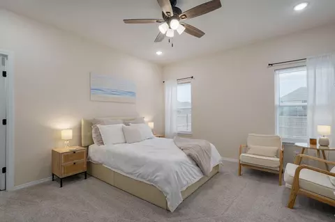 Bedroom - 3363 W Mccanse St, Springfield, MO 65803 photo 2 of 4