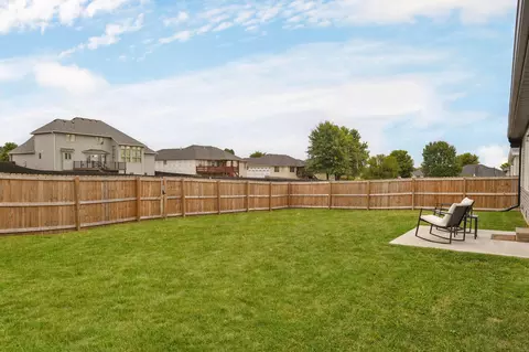 Exterior - 3363 W Mccanse St, Springfield, MO 65803 photo 7 of 8