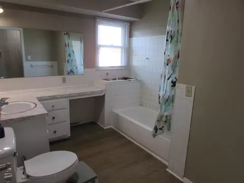 Bath - 3250 E Hines St, Republic, MO 65738 photo 1 of 2