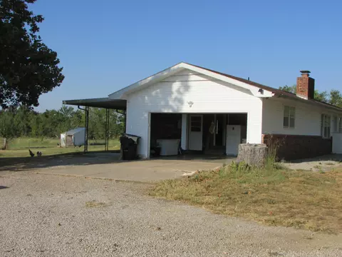 Exterior - 3250 E Hines St, Republic, MO 65738 photo 5 of 14