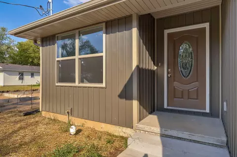 Other - 746 N Brown Ave, Springfield, MO 65802 photo 2 of 6