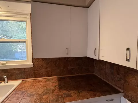 Kitchen - 310 E 4th St, Mountain View, MO 65548 photo 4 of 5