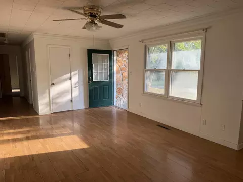 Living - 310 E 4th St, Mountain View, MO 65548 photo 1 of 3