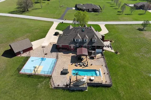 View/Area - 7479 W Persimmon Ct, Willard, MO 65781 photo 2 of 6