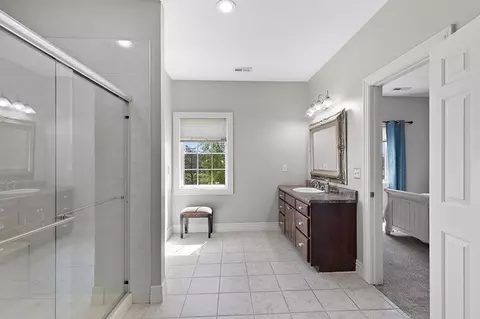 Bath - 7479 W Persimmon Ct, Willard, MO 65781 photo 5 of 6