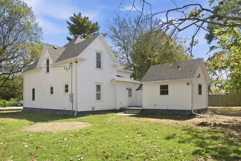Exterior - 107 N Public Ave, Clever, MO 65631 photo 5 of 8