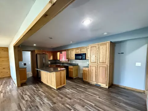 Kitchen - 605 State Highway 76, Exeter, MO 65647 photo 5 of 5