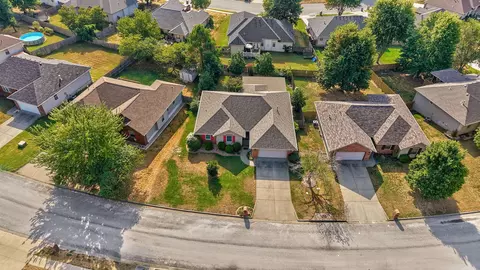 View/Area - 736 N Allison St, Nixa, MO 65714 photo 2 of 2