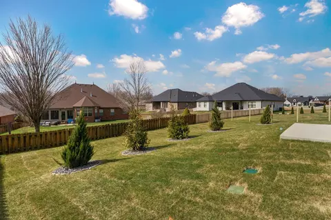 Exterior - 5072 E Ferdinand Ct, Springfield, MO 65802 photo 10 of 11