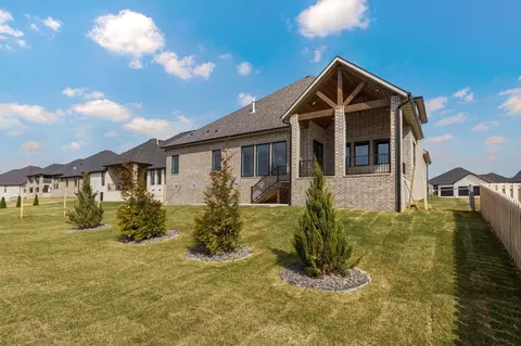 Exterior - 5072 E Ferdinand Ct, Springfield, MO 65802 photo 9 of 11