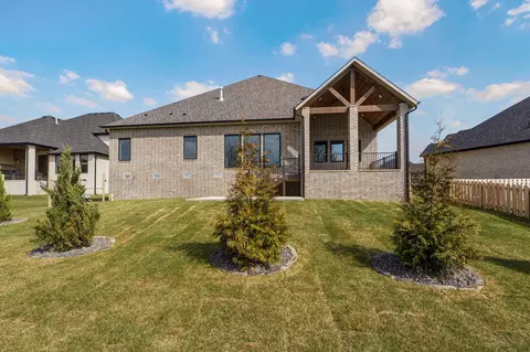 Exterior - 5072 E Ferdinand Ct, Springfield, MO 65802 photo 8 of 11