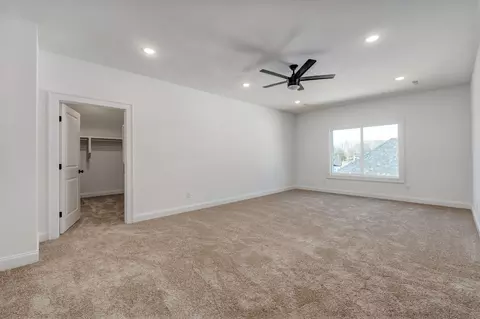 Bedroom - 5072 E Ferdinand Ct, Springfield, MO 65802 photo 3 of 5