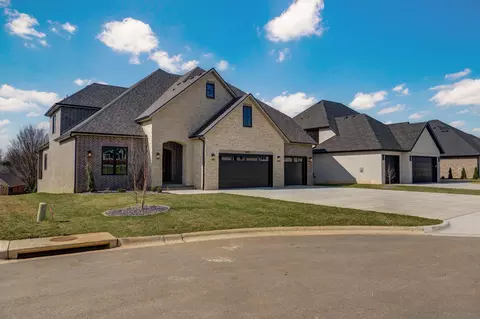 Exterior - 5072 E Ferdinand Ct, Springfield, MO 65802 photo 4 of 11