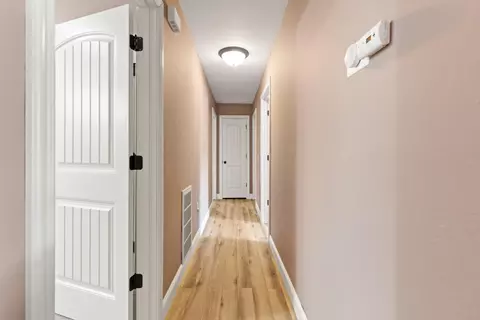 Entry Way - 309 Vista Dr, Marshfield, MO 65706 photo 1 of 1