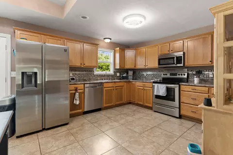 Kitchen - 309 Vista Dr, Marshfield, MO 65706 photo 1 of 2