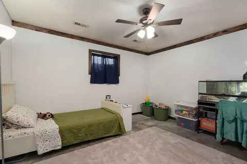 Bedroom - 3127 State Highway A, Crane, MO 65633 photo 4 of 6