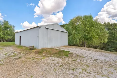 Exterior - 3127 State Highway A, Crane, MO 65633 photo 5 of 10