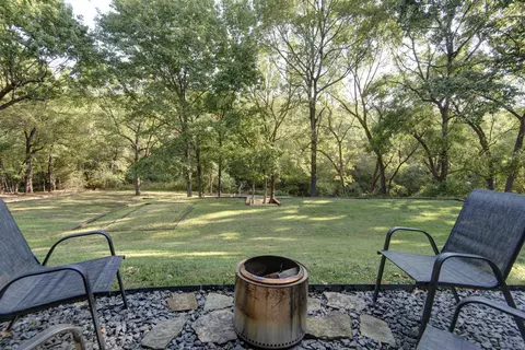 Exterior - 4946 S Bellhurst Ave, Springfield, MO 65804 photo 6 of 11